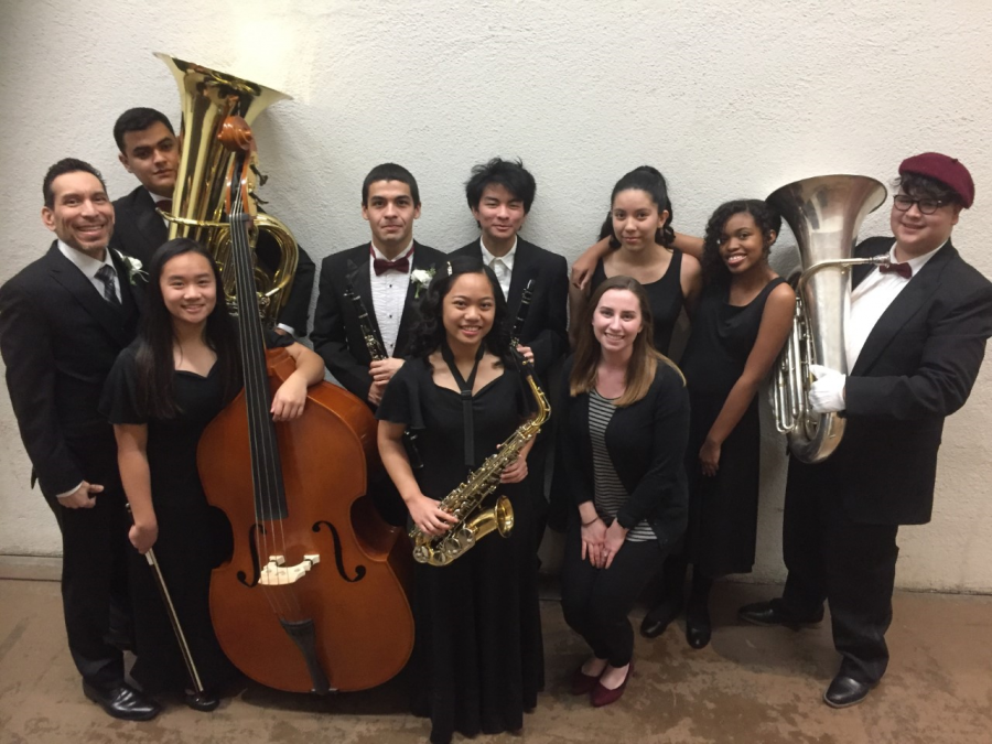 Joe Barron, Director. 
Julian Gonzalez, Tuba.
Dharyl Licudine, String Bass
Carlos Lopez, Clarinet. 
Veronica Sotelo, Alto Saxophone.
William Gov, Clarinet.
Trisha Kennedy, Director. 
Teresa Baca, soprano
Leija Loving, alto
Abraham Villarreal Tuba.